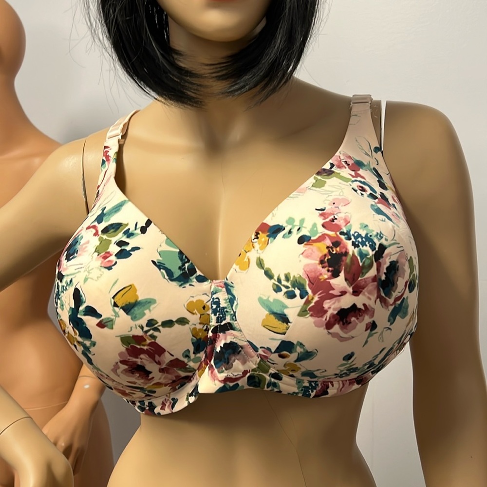NWOT Torrid Curve Bra S48B